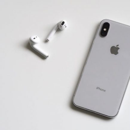 Os Riscos de Molhar o Celular: Prevenção e Soluções